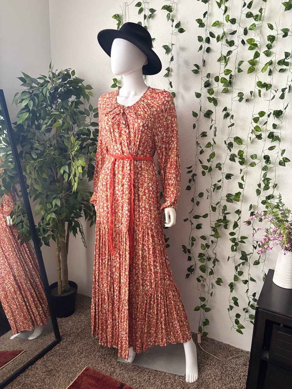 Bohemian orange Floral Maxi Dress with Tie Waist - Picture 6 of 6